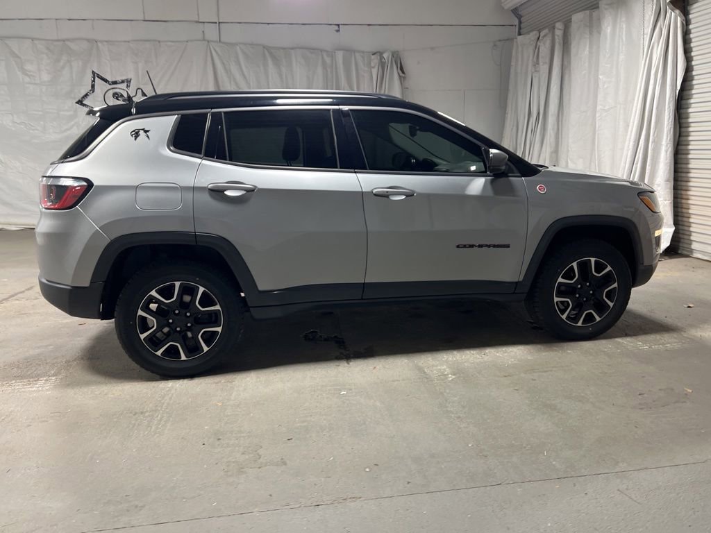 Used 2020 Jeep Compass Trailhawk AWD/4WD image 8