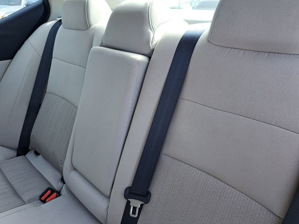 Used 2025 Nissan Altima 2.5 SV image 21