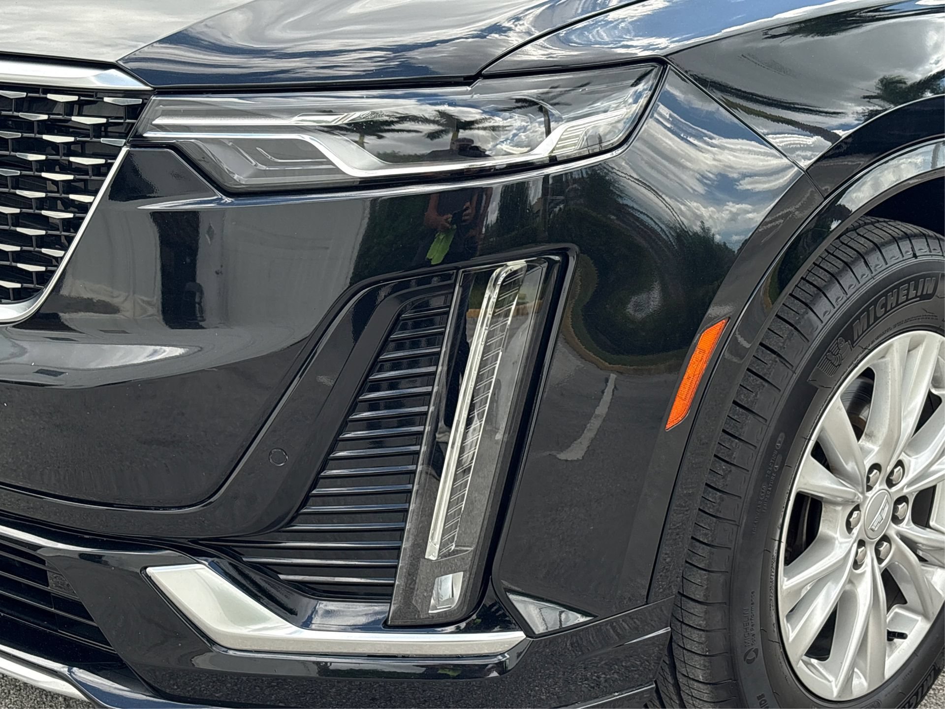 Certified 2024 Cadillac XT6 Luxury FWD image 16
