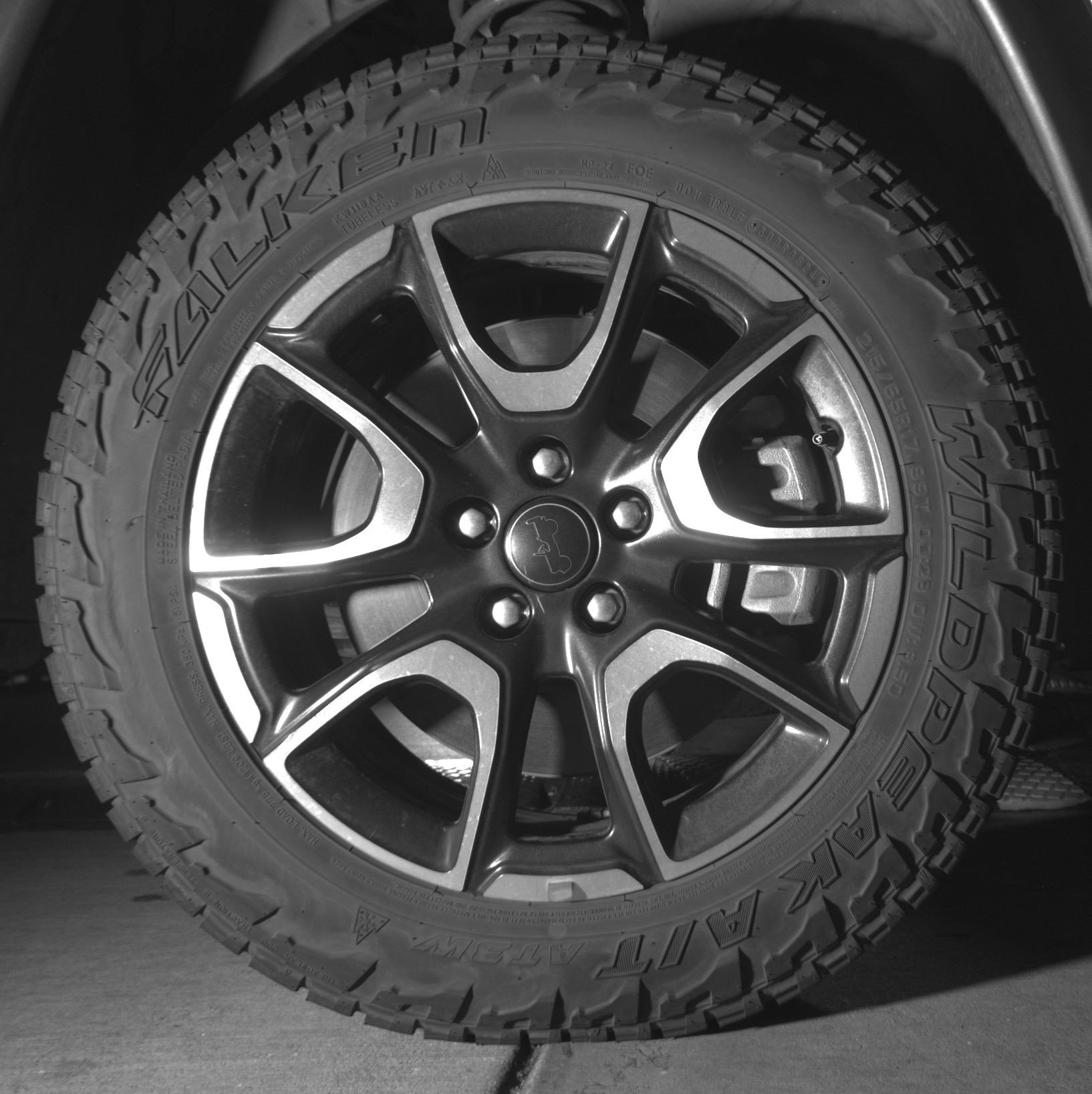 Used 2025 Jeep Compass Trailhawk image 13