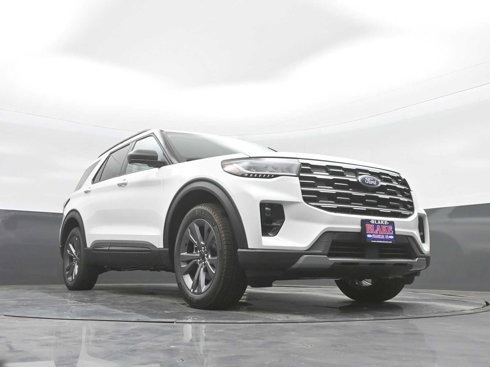 New 2026 Ford Explorer Active w/ Active Comfort Package AWD/4WD image 18