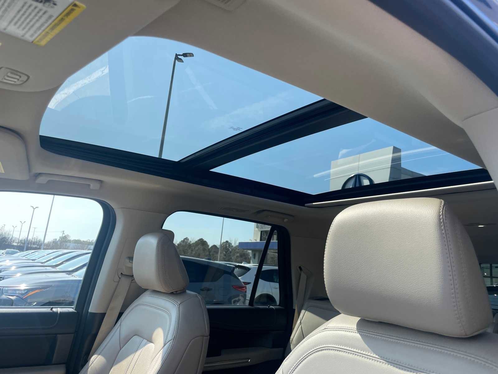 Used 2023 Ford Expedition Max Limited image 21