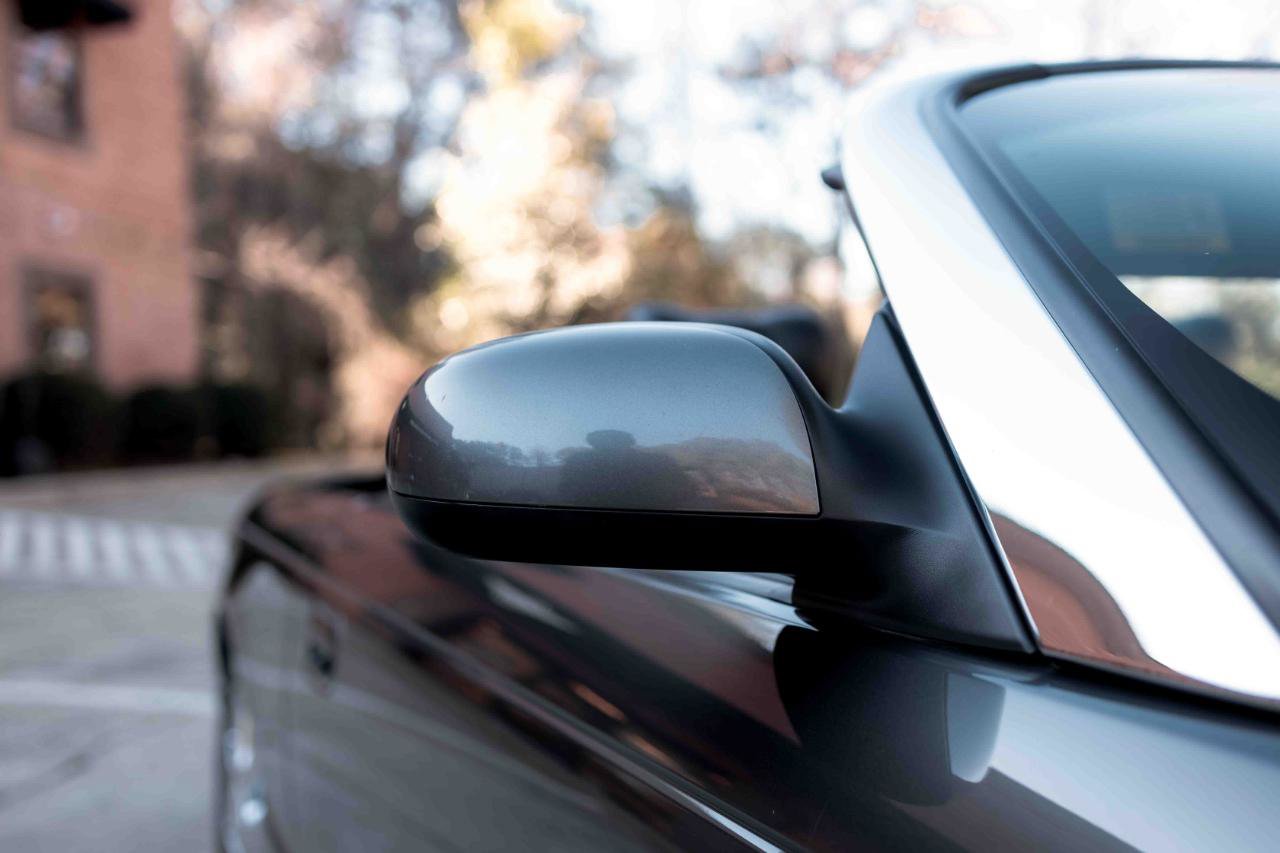 Used 2003 Ford Thunderbird Deluxe image 25