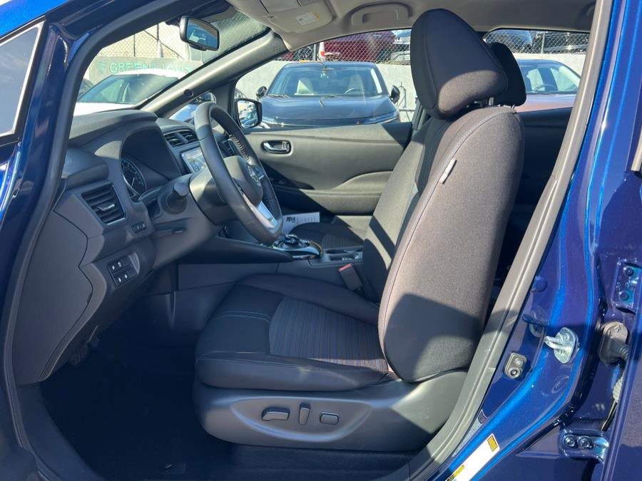 Used 2024 Nissan Leaf SV Plus image 10