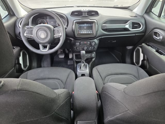 Used 2021 Jeep Renegade Latitude FWD image 8