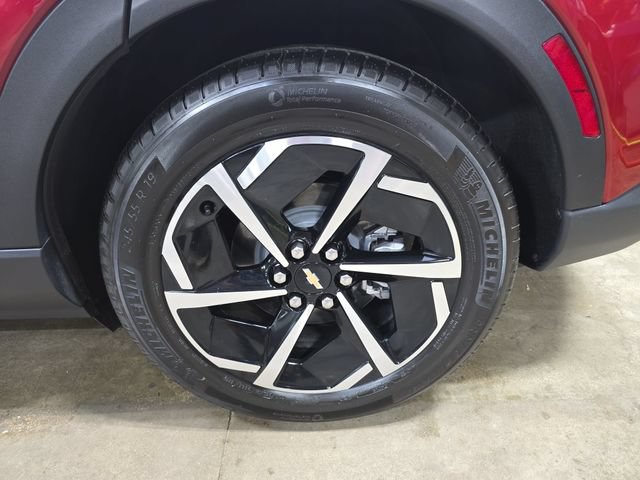 New 2026 Chevrolet Equinox EV LT FWD image 36