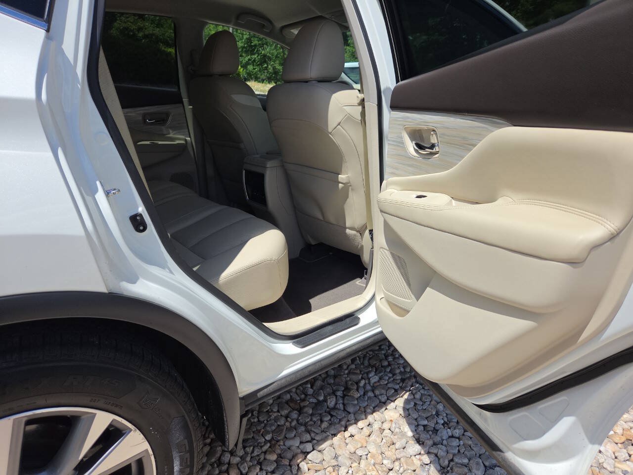 Used 2018 Nissan Murano SL w/ Cargo Package AWD/4WD image 24