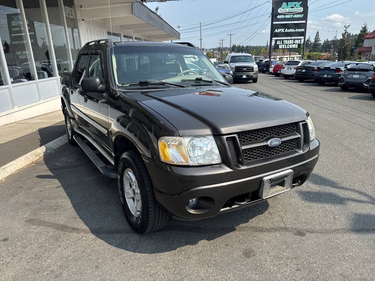 Used 2005 Ford Explorer Sport Trac Adrenalin AWD/4WD image 9