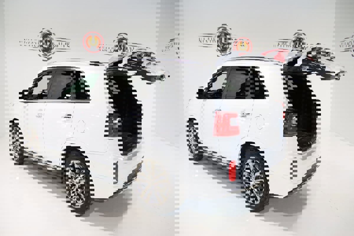 Used 2014 Kia Sorento SX w/ 3rd Row Package image 34