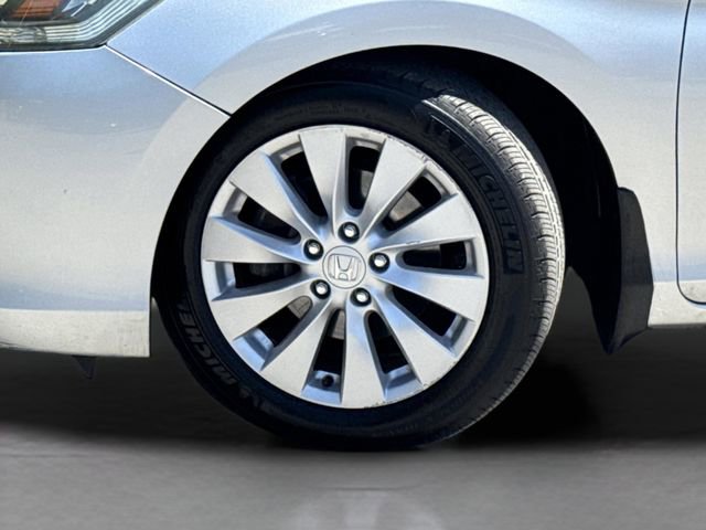 Used 2015 Honda Accord EX-L image 18