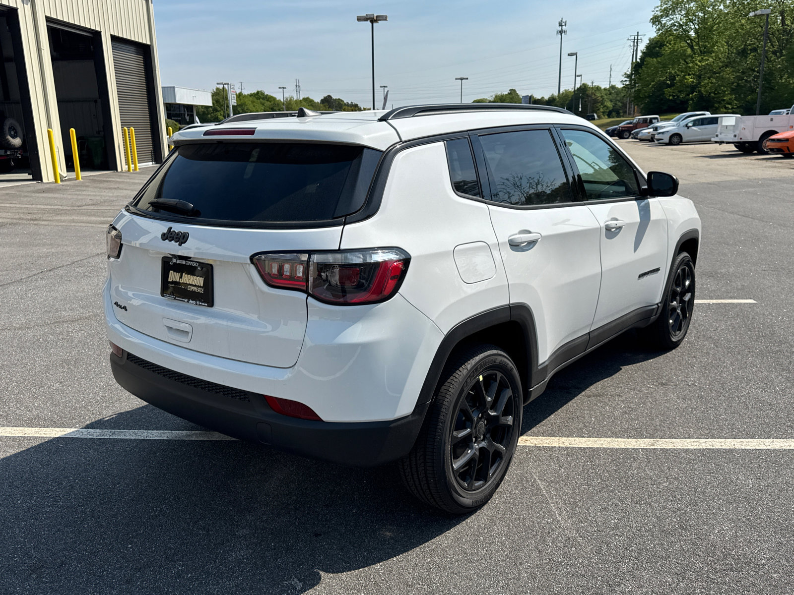 New 2026 Jeep Compass Latitude AWD/4WD image 5