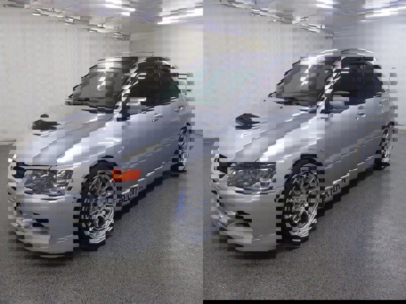 Used 2006 Mitsubishi Lancer Evolution IX image 3