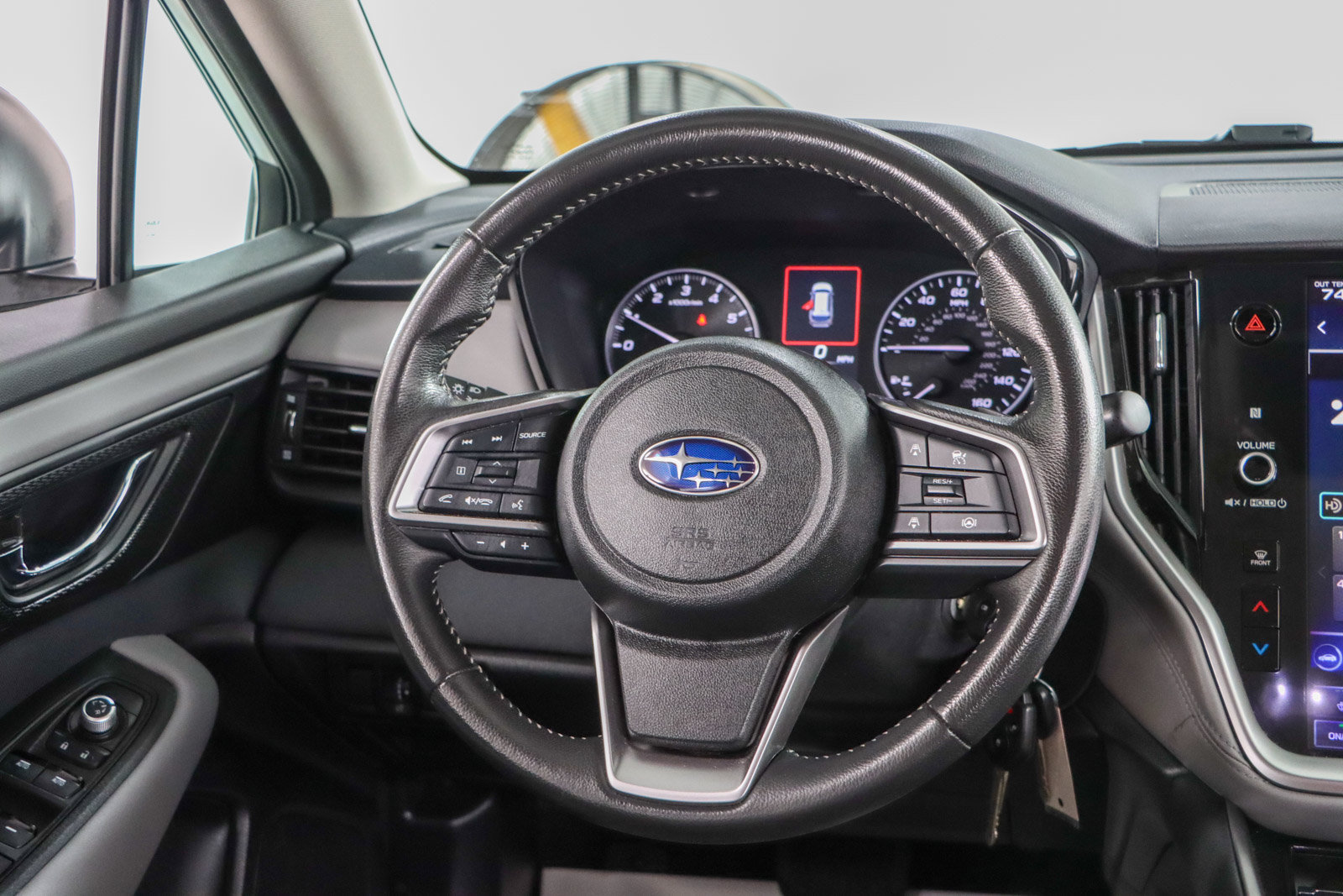 Used 2024 Subaru Outback Premium AWD/4WD image 12