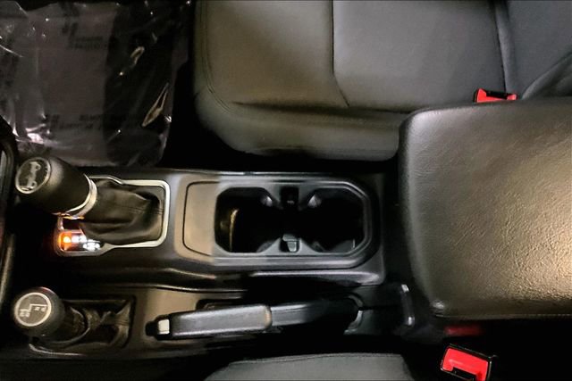 Used 2019 Jeep Wrangler Unlimited Sport S AWD/4WD image 32