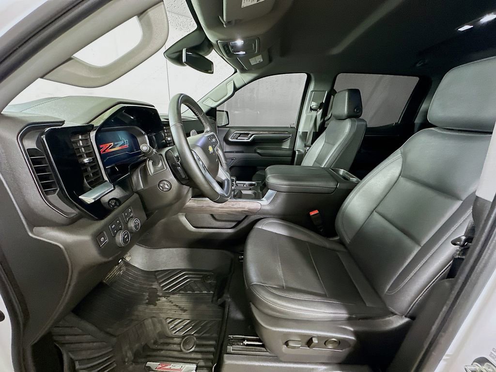 Used 2023 Chevrolet Silverado 1500 LTZ image 14