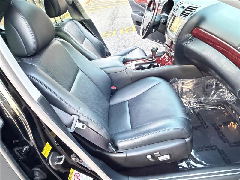 Used 2008 Lexus LS 460 image 28