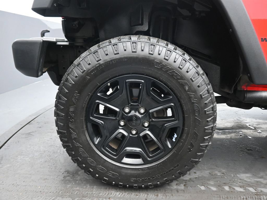 Used 2017 Jeep Wrangler Unlimited Willys image 40