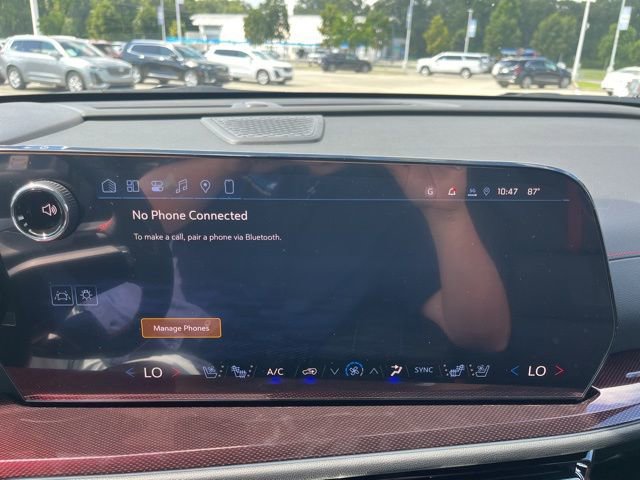 New 2026 Chevrolet Traverse RS w/ LPO, Floor Liner Package FWD image 34