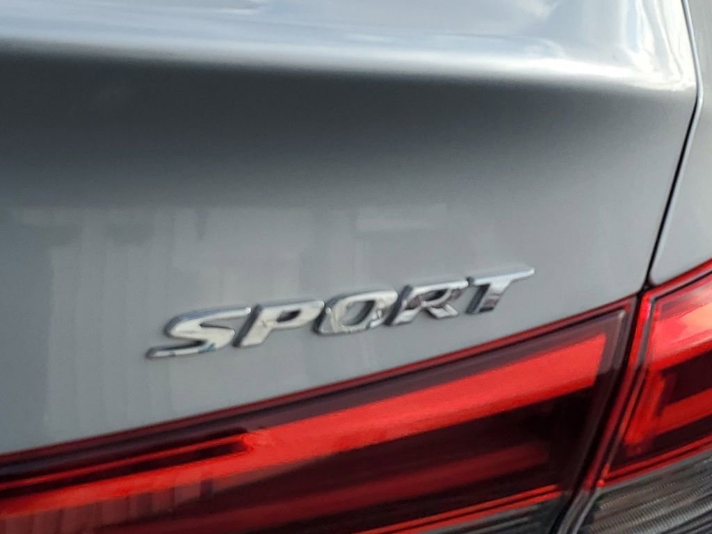 Used 2022 Honda Civic Sport image 7