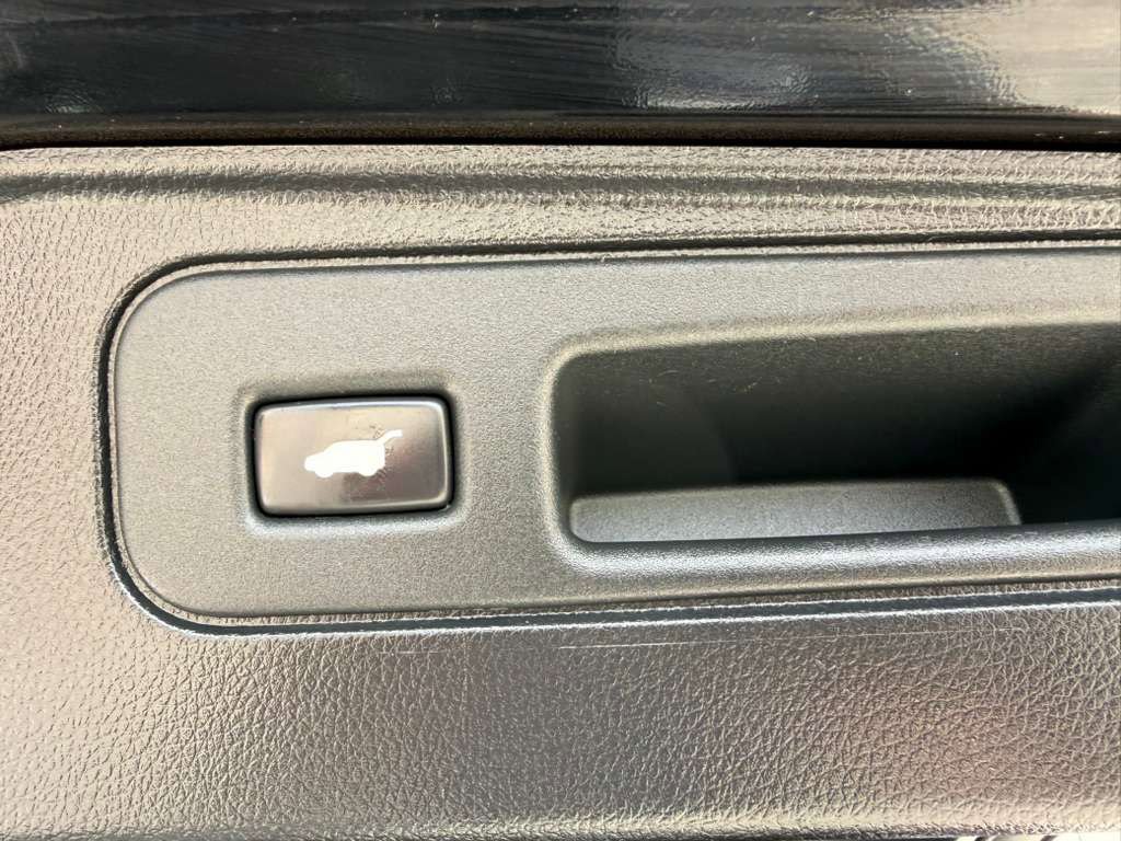 Used 2023 Honda Passport EX-L image 40