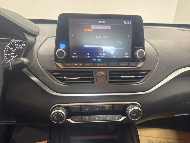 Used 2022 Nissan Altima 2.5 SV image 15