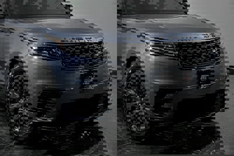 Used 2023 Land Rover Range Rover Velar R-Dynamic S image 2