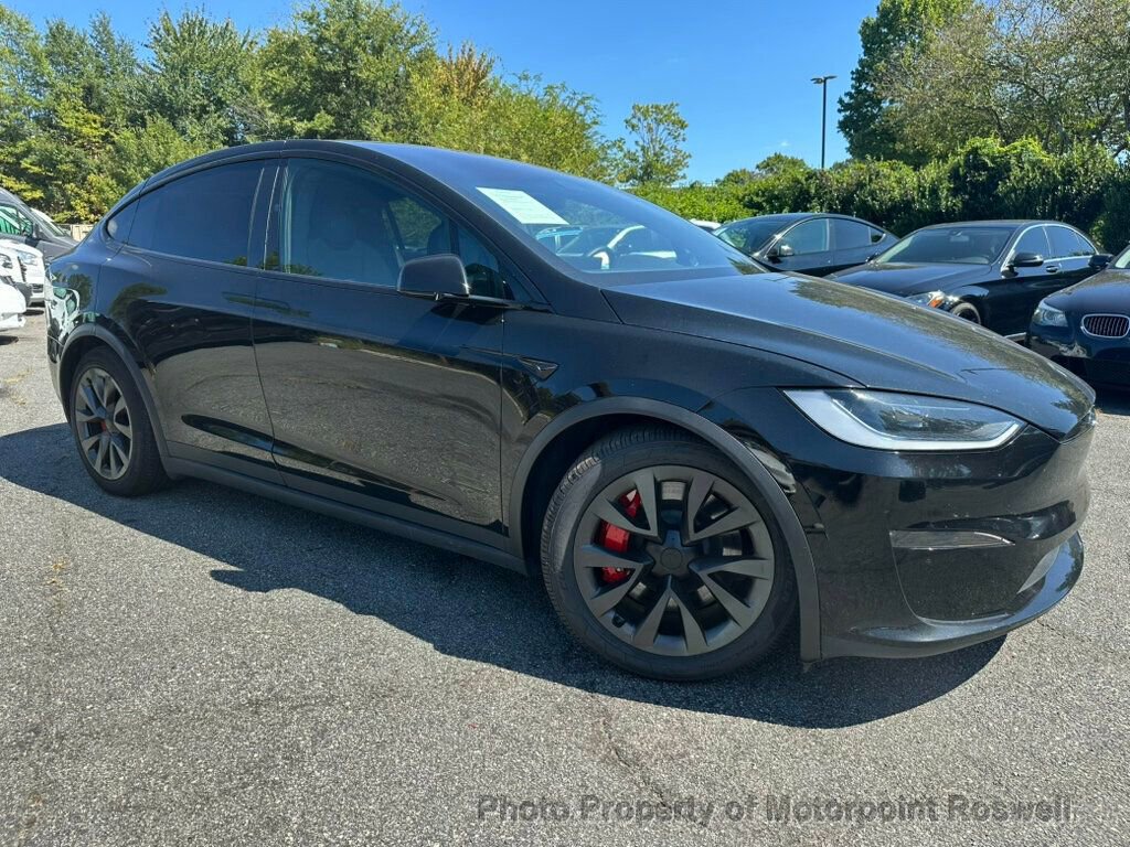 Used 2024 Tesla Model X Plaid image 4