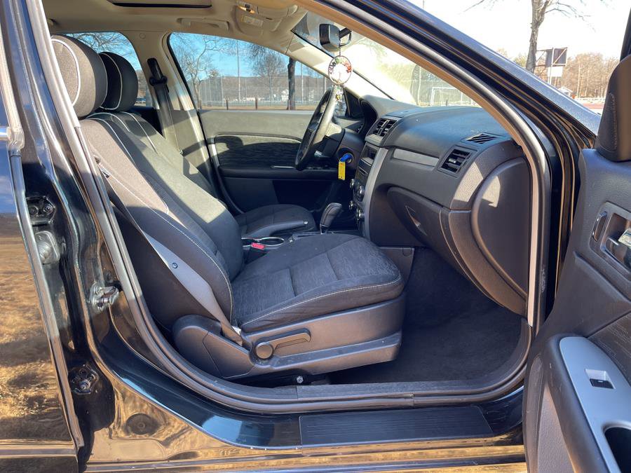 Used 2012 Ford Fusion SE image 32