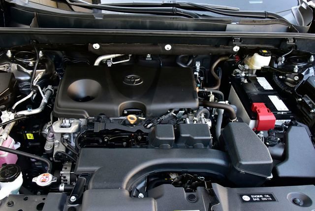 Certified 2023 Toyota RAV4 XLE Premium AWD/4WD image 33