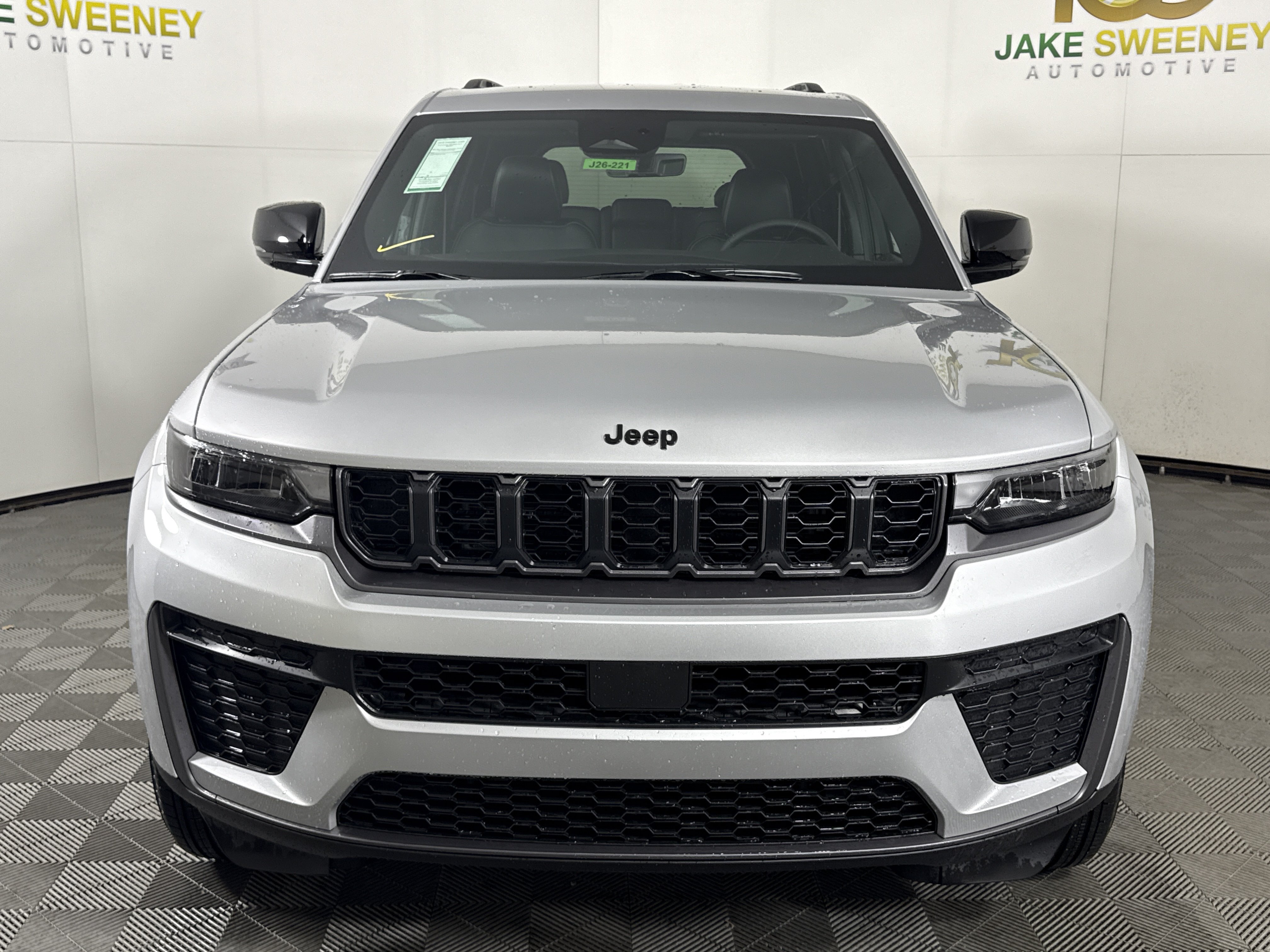New 2026 Jeep Grand Cherokee Altitude AWD/4WD image 3