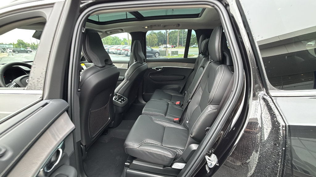 New 2026 Volvo XC90 B6 Ultra w/ Protection Package AWD/4WD image 10