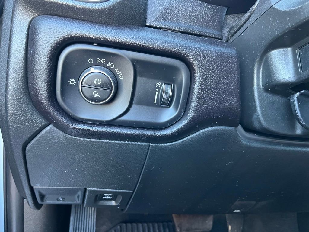 Used 2023 RAM 2500 Big Horn w/ Safety Group image 28