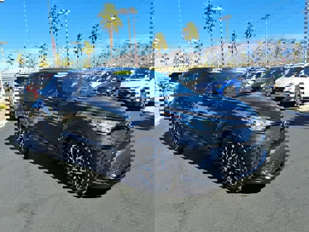 Used 2021 Toyota C-HR XLE image 32