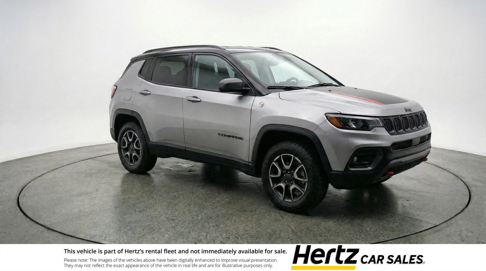 Used 2025 Jeep Compass Trailhawk AWD/4WD image 1