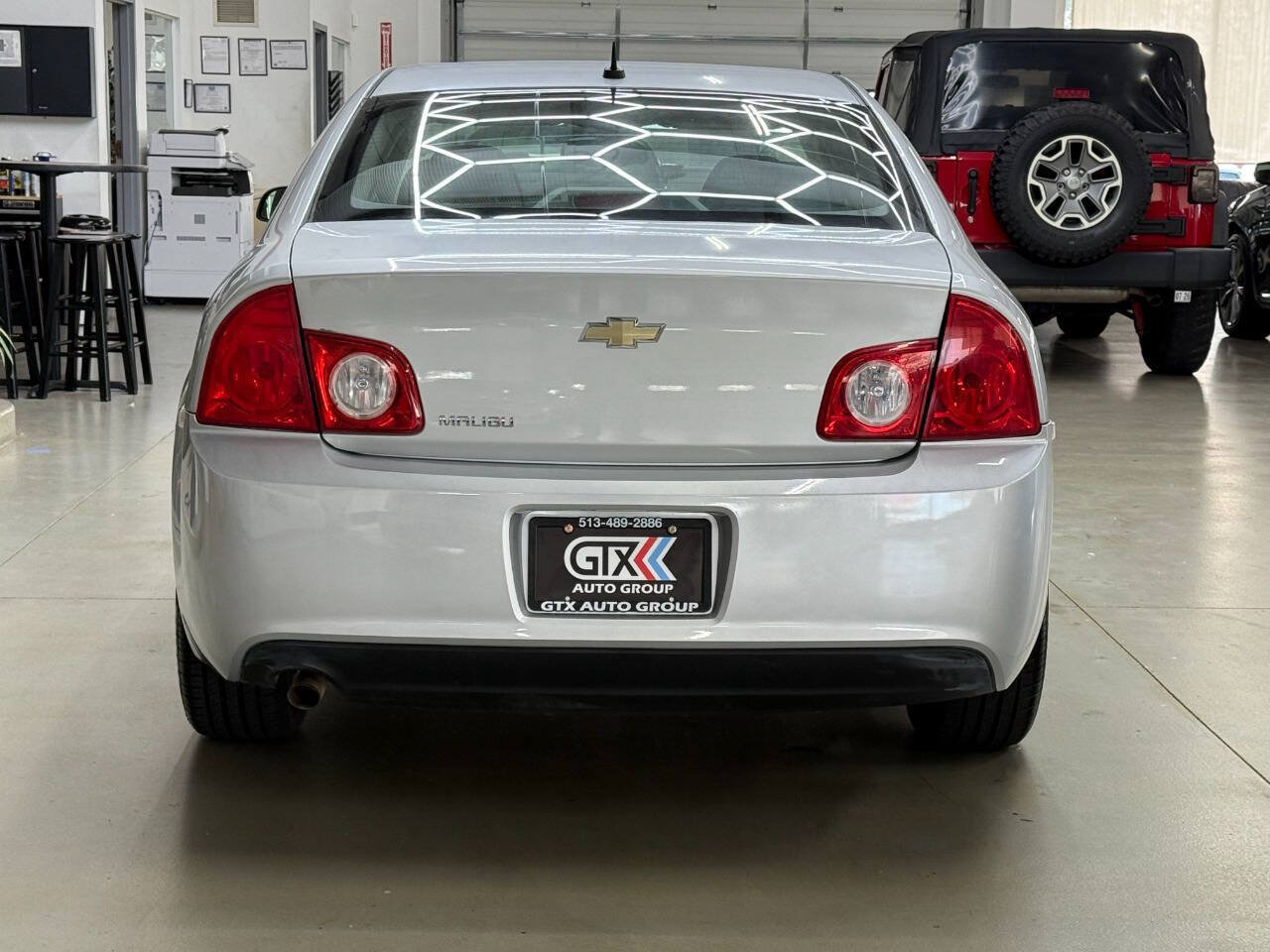 Used 2011 Chevrolet Malibu LS FWD image 3