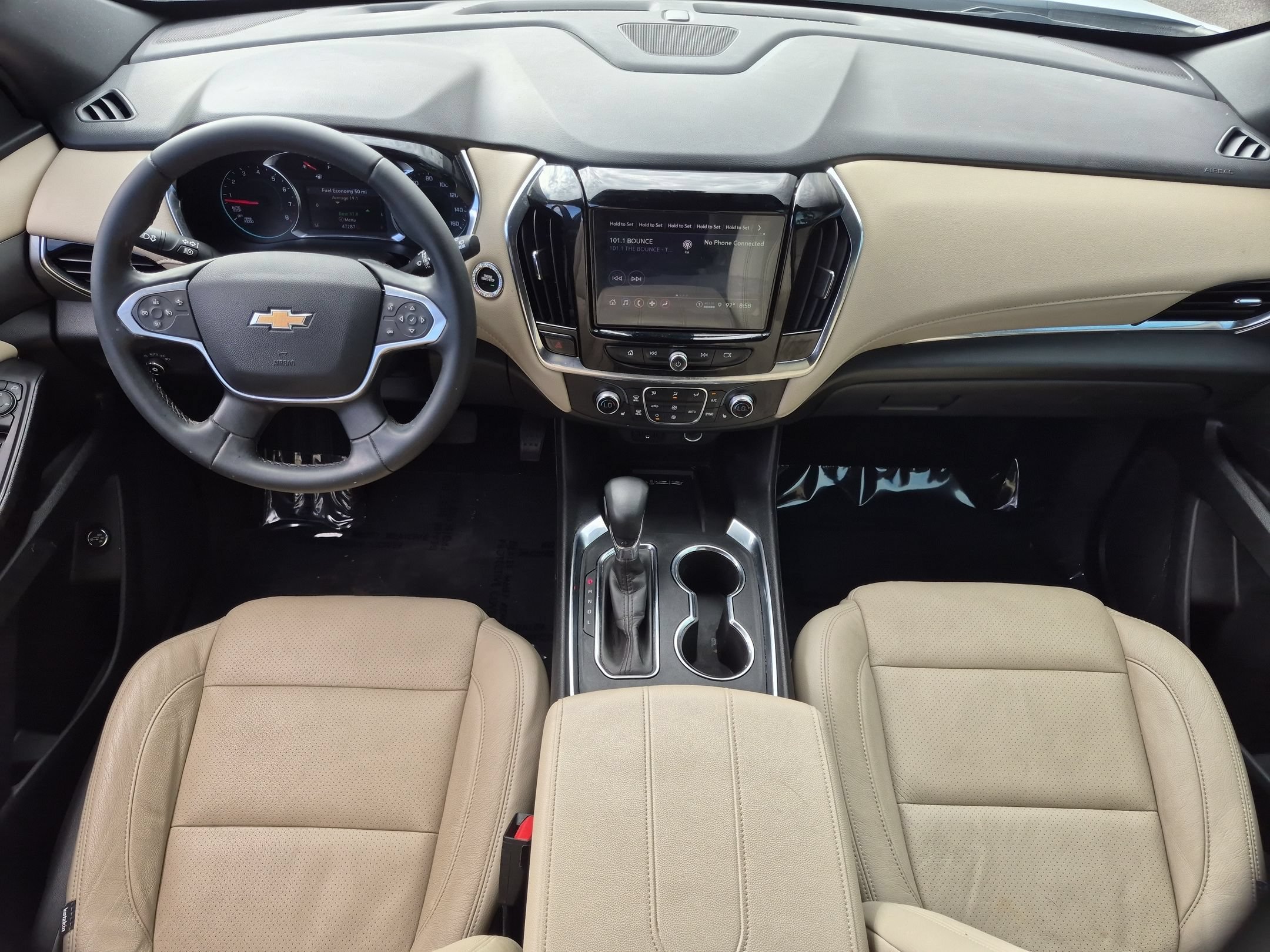 Used 2023 Chevrolet Traverse LT FWD image 21