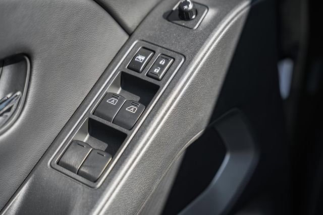 New 2026 Nissan Frontier SV image 34