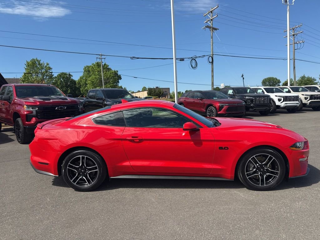 Used 2022 Ford Mustang GT Premium RWD image 6