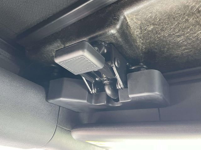 Used 2023 Ford Bronco Badlands image 18