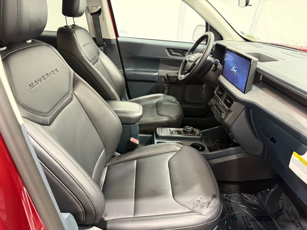 New 2025 Ford Maverick Lariat w/ Black Appearance Package image 20
