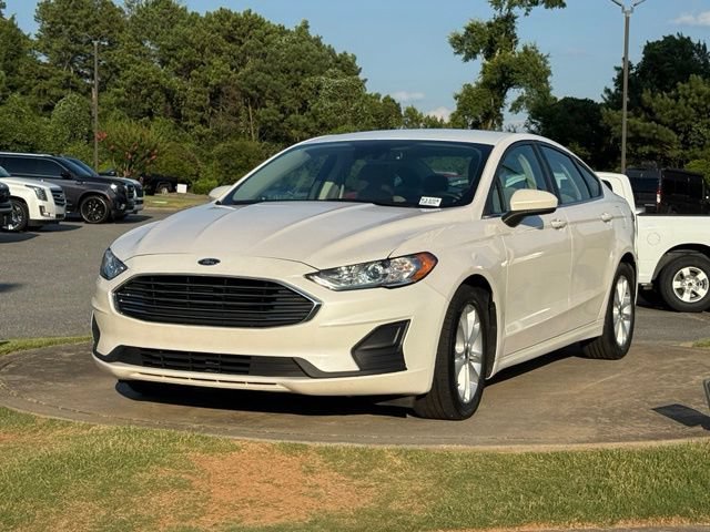 Used 2020 Ford Fusion SE FWD image 3