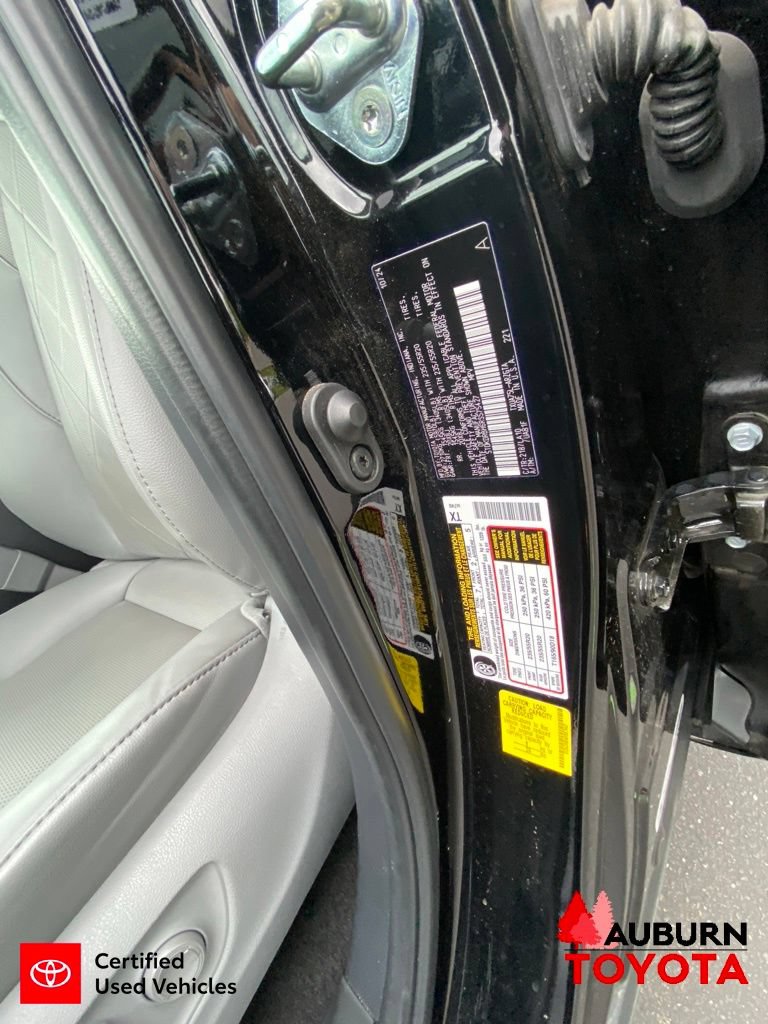 Certified 2024 Toyota Highlander Platinum AWD/4WD image 41