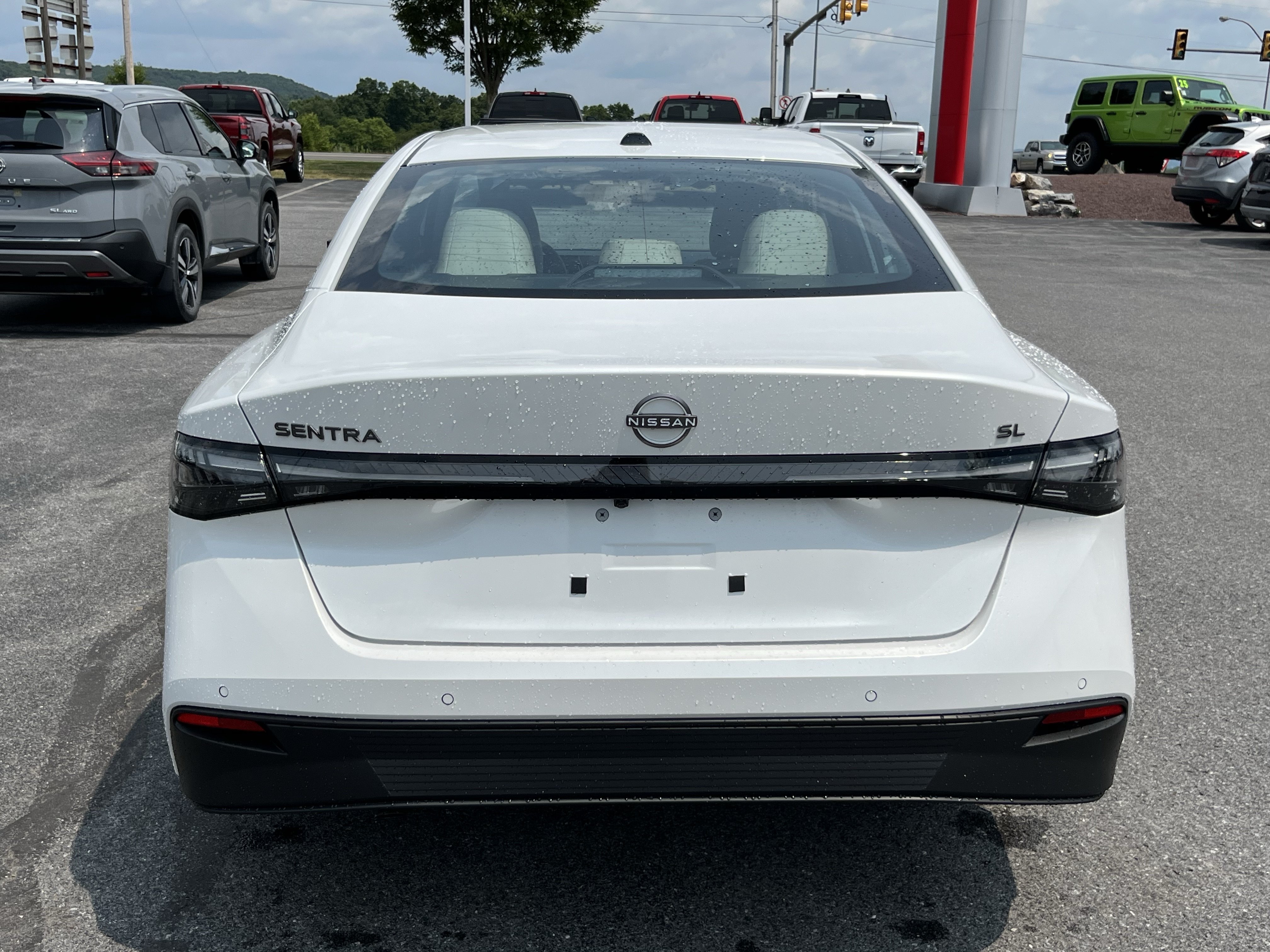 New 2026 Nissan Sentra SL FWD image 6