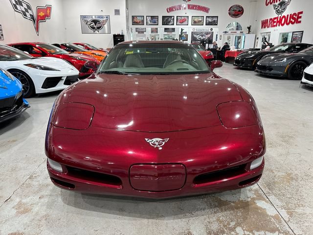 Used 2003 Chevrolet Corvette Coupe w/ Preferred Equipment Group RWD image 9