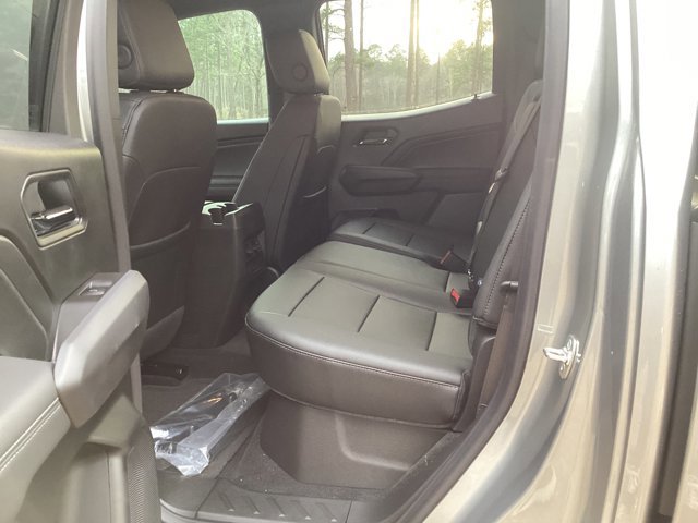 New 2025 Chevrolet Colorado LT w/ LT Convenience Package image 10