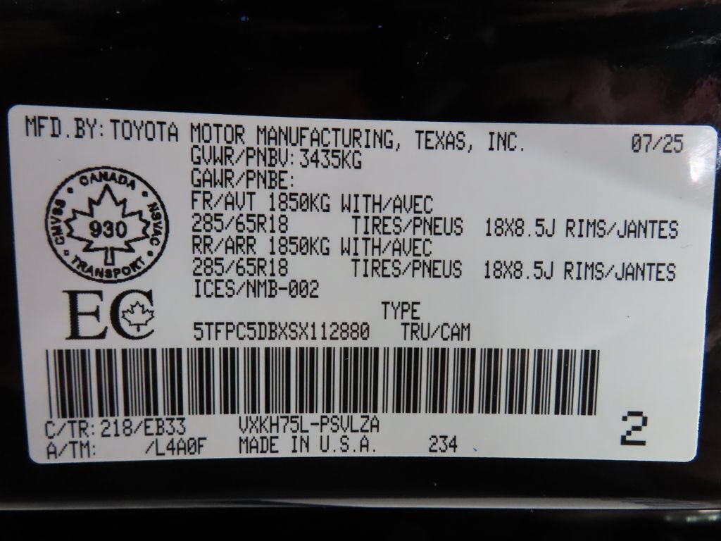 Used 2025 Toyota Tundra Limited AWD/4WD image 73