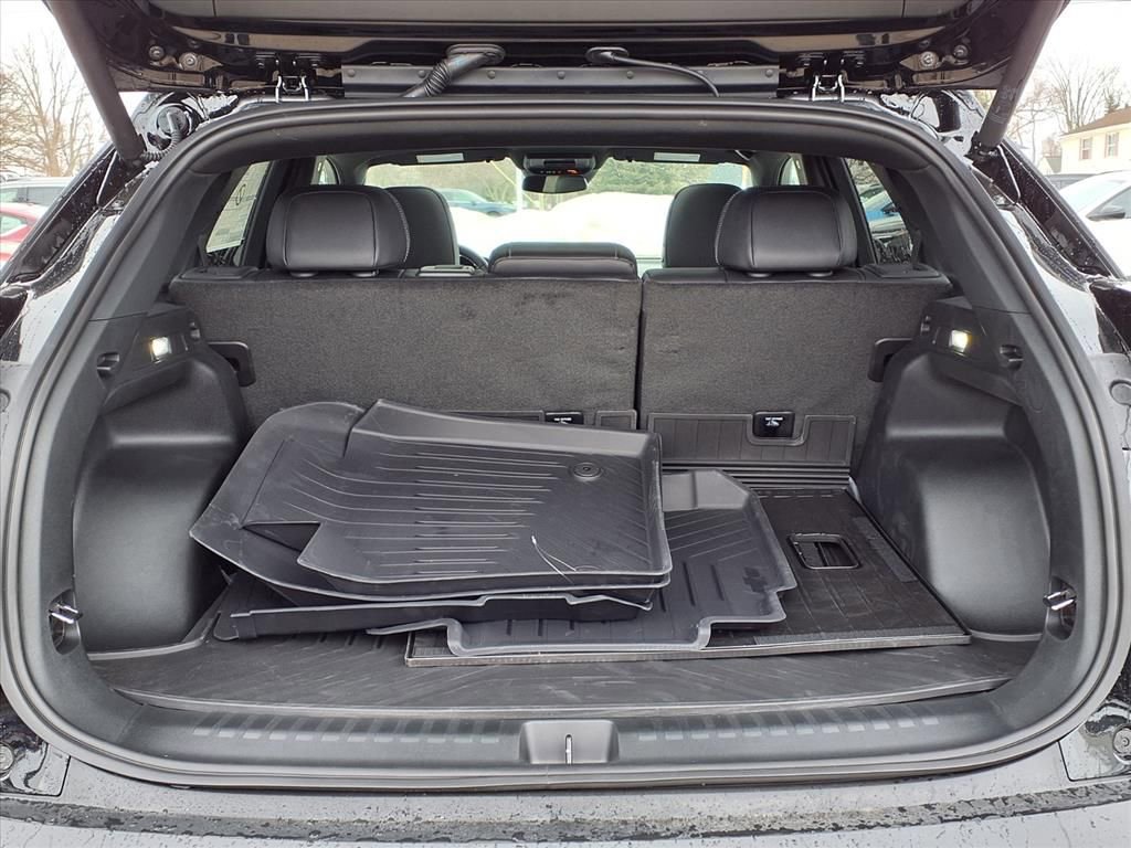 New 2026 Chevrolet Blazer EV LT AWD/4WD image 8