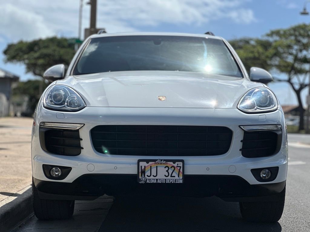 Used 2018 Porsche Cayenne Platinum Edition w/ Premium Package image 7