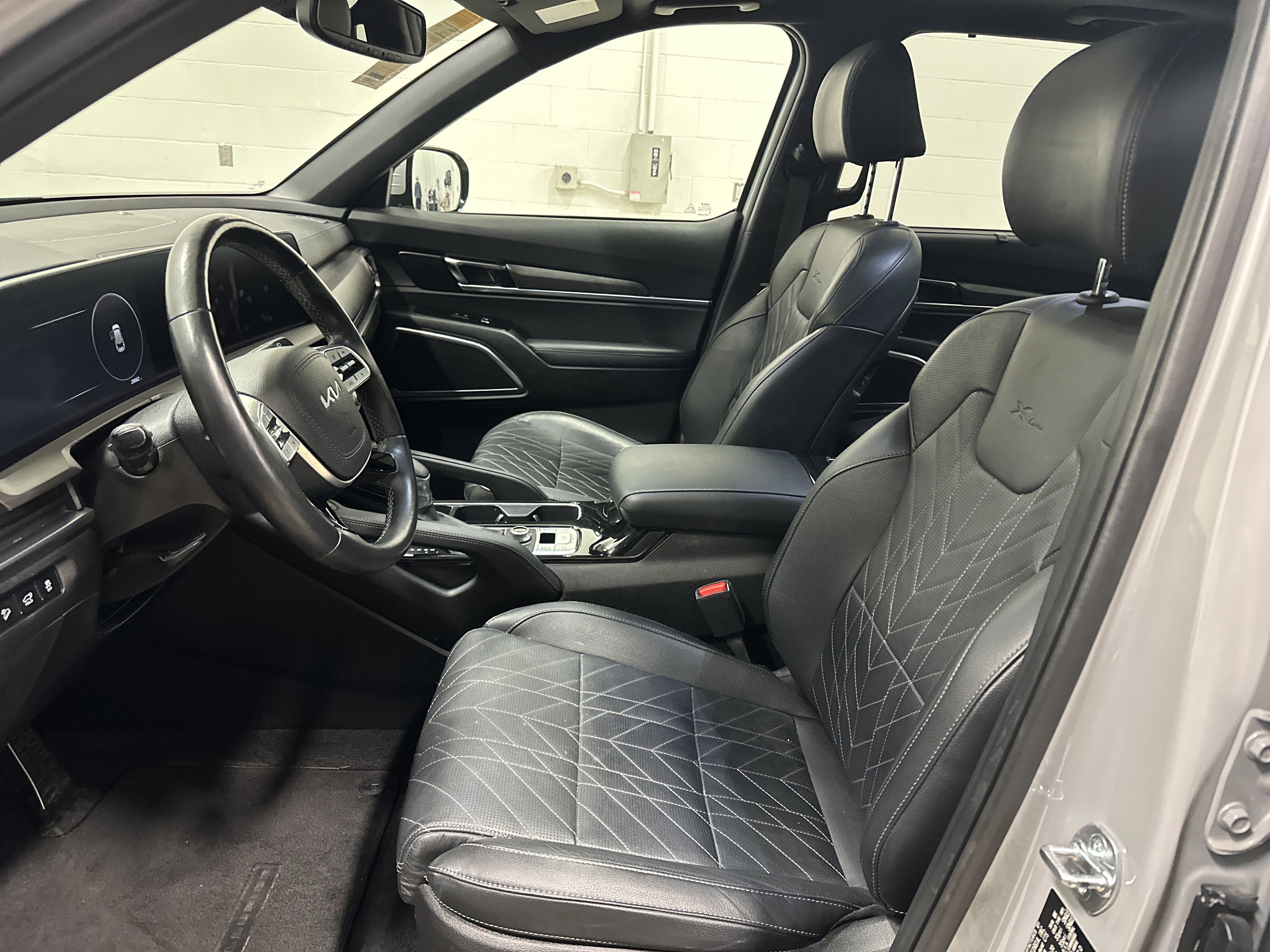 Used 2023 Kia Telluride SX X-Line image 16