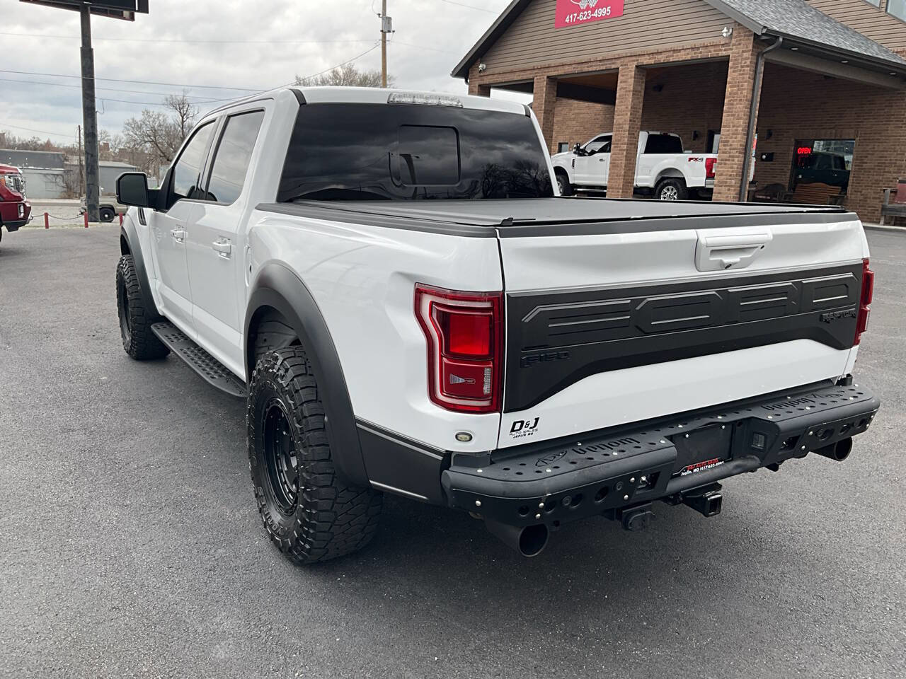 Used 2018 Ford F150 Raptor w/ Equipment Group 802A Luxury image 3